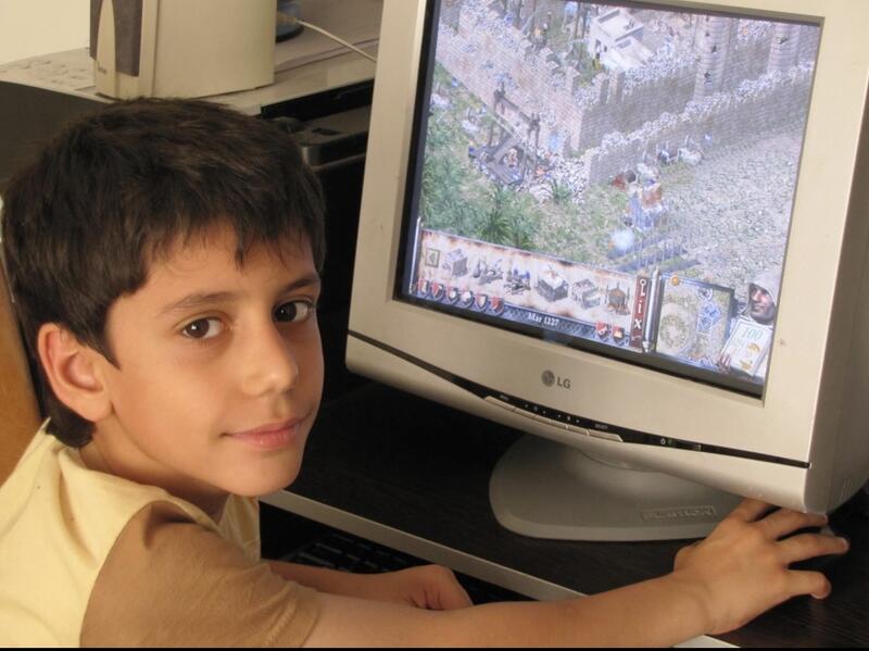 محمد مهدی آقاخانی در کودکی